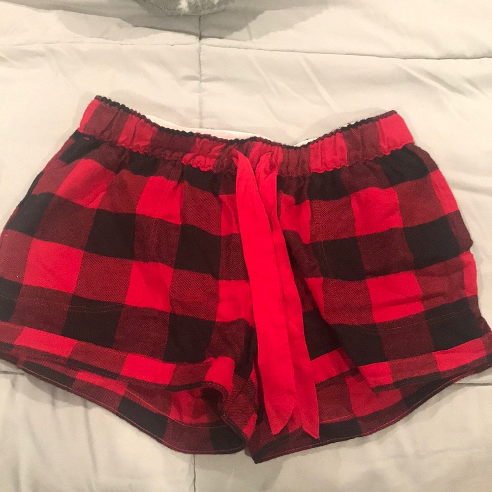 hollister plaid xs sleep shorts